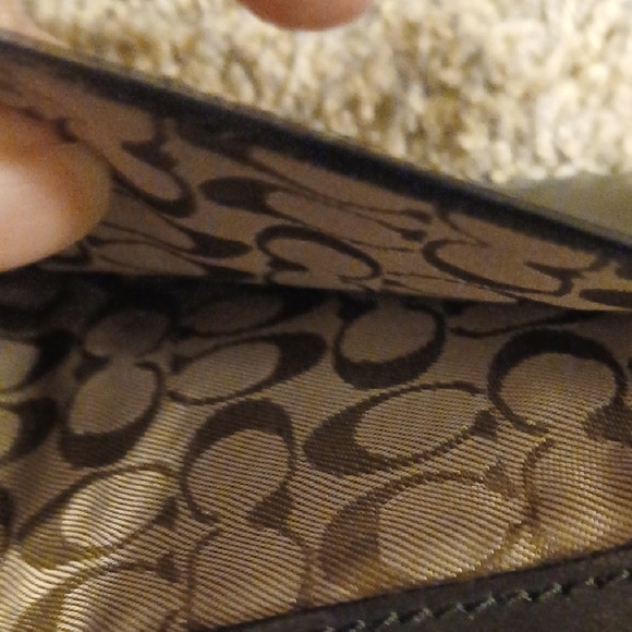 Coach Black Leather Checkbook Holder with Signature Pattern - Picture 6 of 8